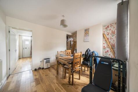 1324627-4-6894b04c71a47