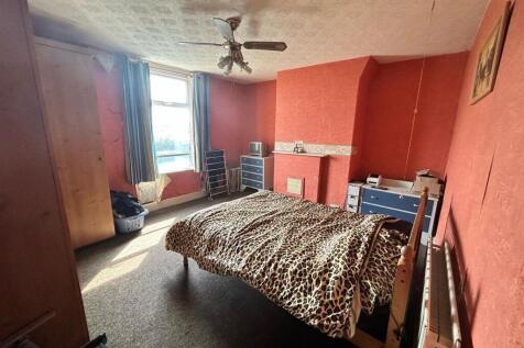 Front Bedroom