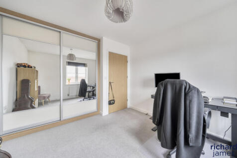 43f6e55c044545c9bc4106942fd0c6ef