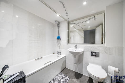 1a98d5a157de473ca339da606841eda6