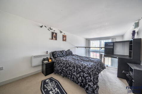 566035c2eff341b9a39aa0b97b69110f