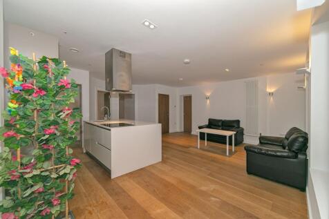 Open Plan Kitchen / Diner / Living Room