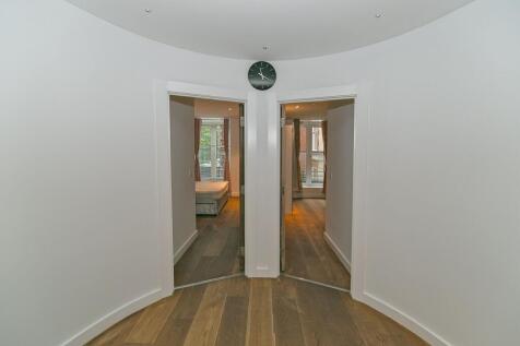 Enttrance To Both Bedrooms