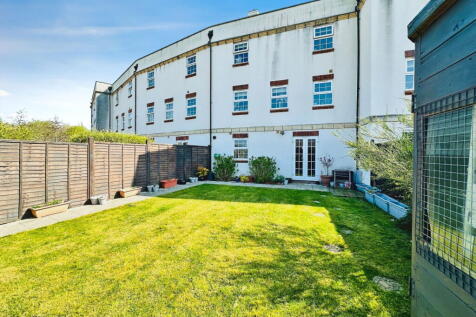 Property Image 8