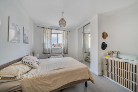 1319464-1-6866bf6...