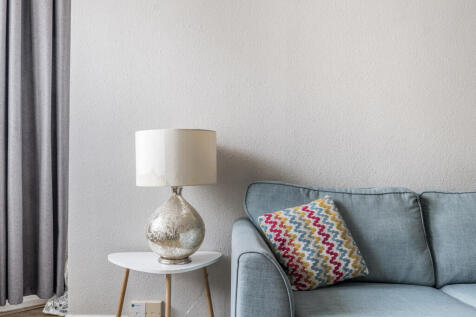 1362175-10-68de8a...