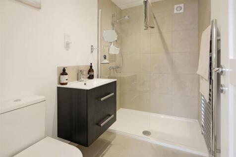 Annex Shower Room