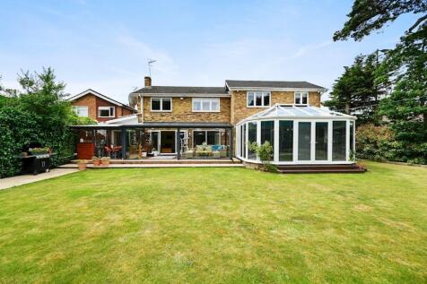 Davidson Frost-Wellings, DFW, Heathfield Road, Bus