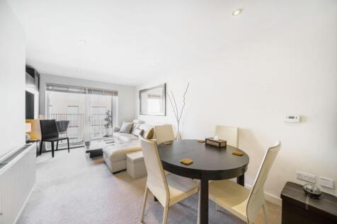 Davidson Frost-Wellings, DFW, Moore Court, Stanmor