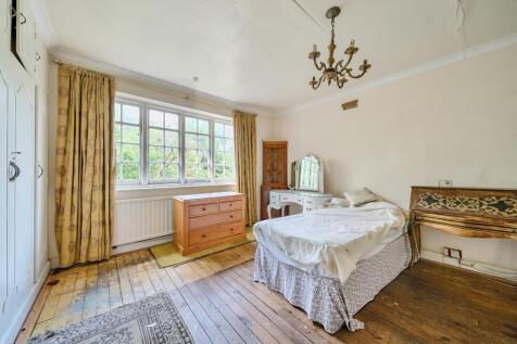 Davidson Frost-Wellings, DFW, Brockley Ave, Bedroo