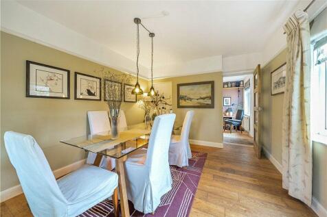 Davidson Frost-Wellings, DFW, Clamp Hill, Living a