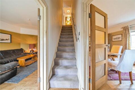 Davidson Frost-Wellings, DFW, Clamp Hill, Hall.jpe