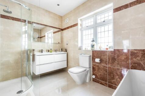 Davidson Frost-Wellings, DFW, Fallowfield, Bathroo