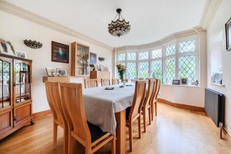 Davidson Frost-Wellings, DFW, Canons Drive, Eating