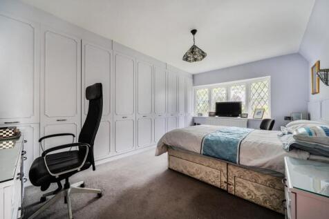 Davidson Frost-Wellings, DFW, Canons Drive, Bedroo