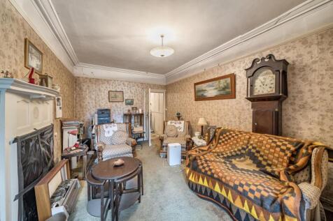 Davidson Frost-Wellings, DFW, Stanmore Hill, Livin