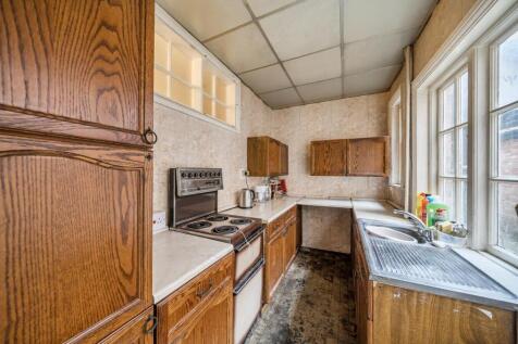 Davidson Frost-Wellings, DFW, Stanmore Hill, Kitch