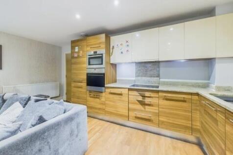 Davidson Frost-Wellings, DFW, Attlee Court, Kitche