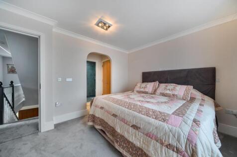 Davidson Frost-Wellings, DFW, Flora Close, Bedroom