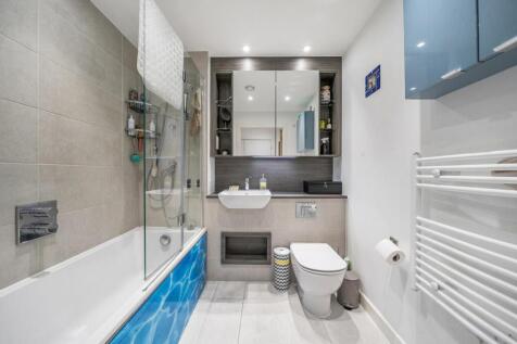 Davidson Frost-Wellings, DFW, Peregrine Apartments