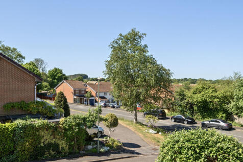 1295445-17-682713...