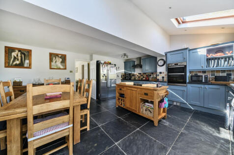 1295445-6-6827126...