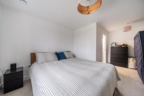 1372227-6-690217e...