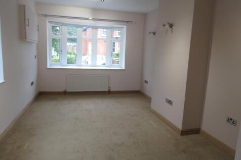 Living Room/Bedroom