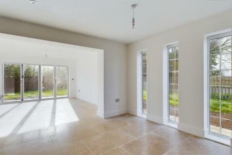 Breakfast/Family Room