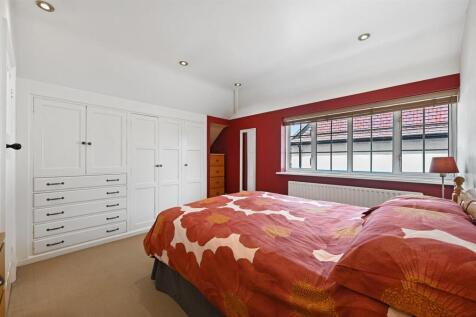 WH - Browning Avenue - BedroomB3 (1).jpg