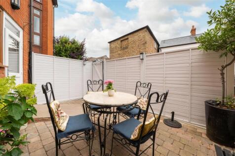 Lansdowne House, Hitchin-46.jpg