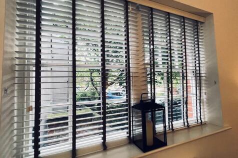 OPEN PLAN LIVING KITCHEN