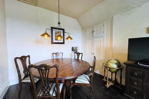 OPEN PLAN LIVING DINING ROOM