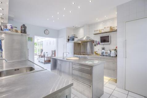 2 Lime Avenue, HP11 1DP-6.jpg