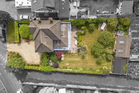 2 Lime Avenue, HP11 1DP New-4.jpg