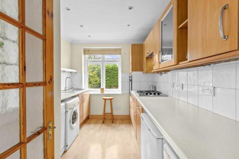 191C West Wycombe Road, HP12 3AF-7.jpg