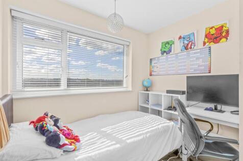 10 Merrydown, HP13 5NQ-1.jpg