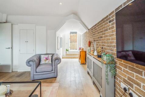 Flat 7 Vintner House-04.jpg