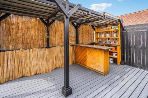 Flat 7 Vintner House-08.jpg