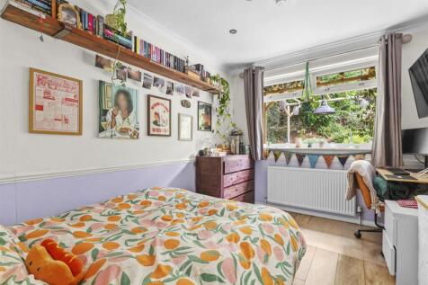 47 Arundel Road, HP12 4NF-3.jpg