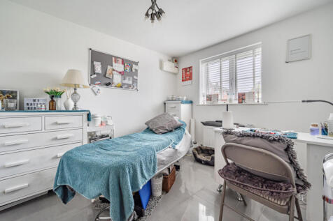 1362852-1-68dffc1...