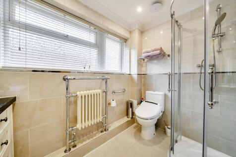 1369267-4-68ee64c...