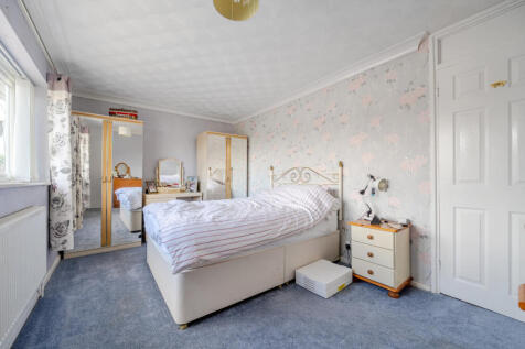 1340663-7-689dea9...