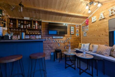 Garden Bar