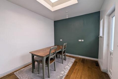 Breakfasting Room