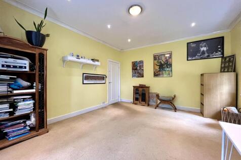 Dining Room Aspect 3