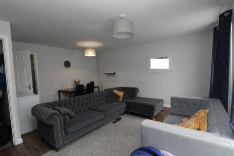 Lounge Dining Area.jpg
