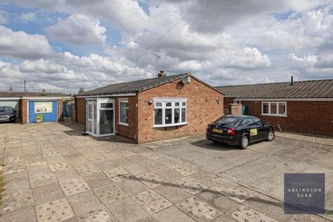 43, Blithewood Gardens Norwich, NR7 8PT-15.jpg