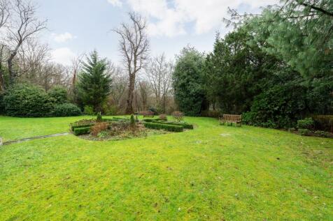 Highlands Heath Hi-19.jpg