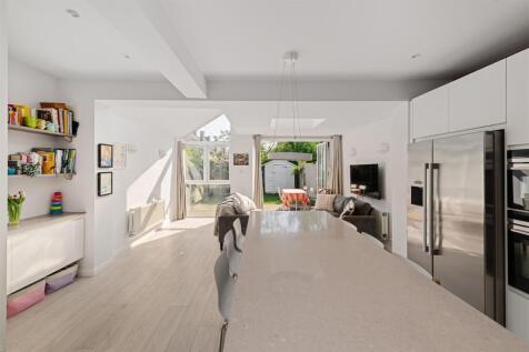 Dover House Road Hi-2.jpg